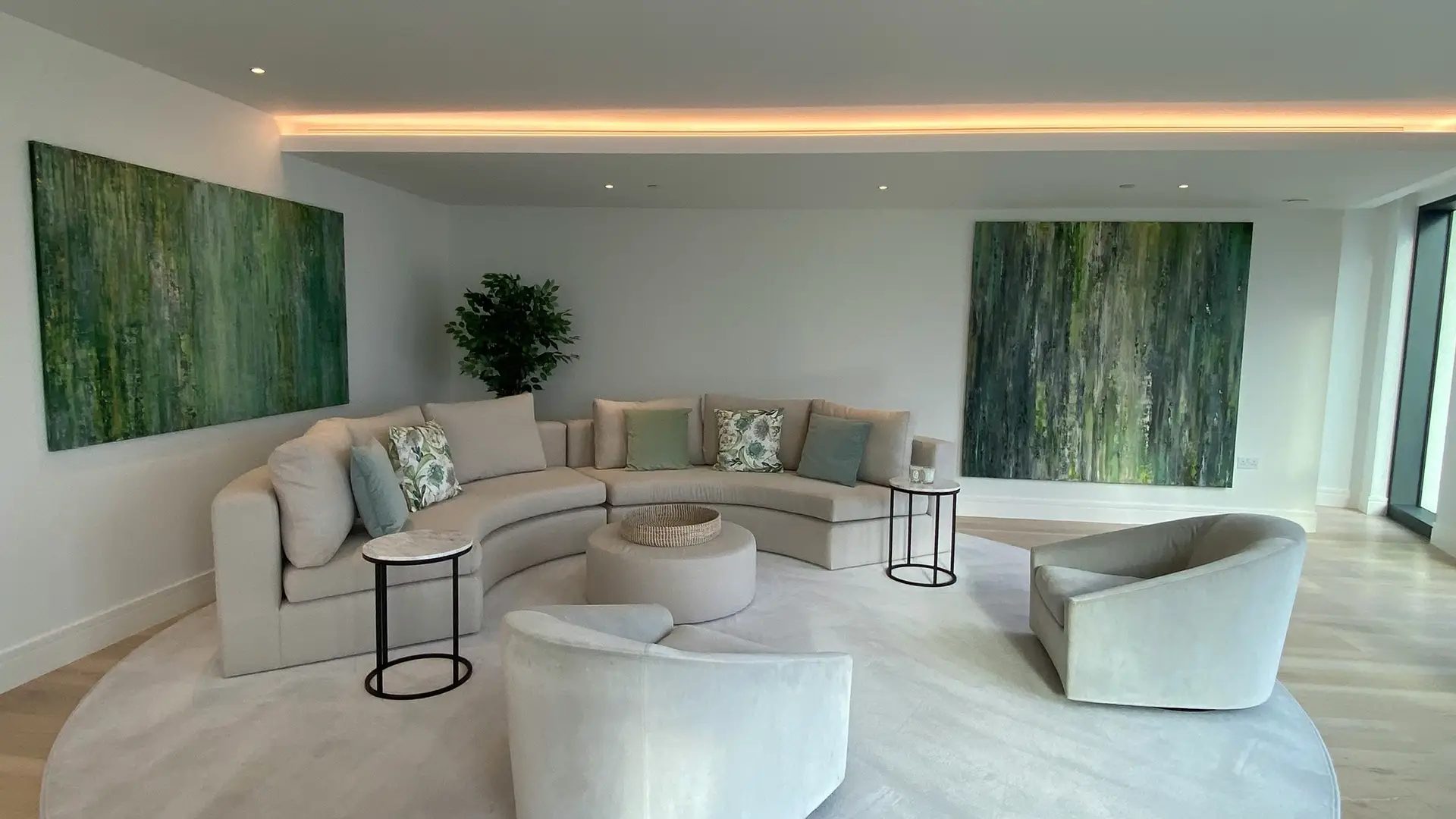 Dubai, a city renowned for its luxury and modern lifestyle, has increasingly become a hub for families seeking comfortable and convenient living options. 2 Bedroom Apartments for Rent in Dubai