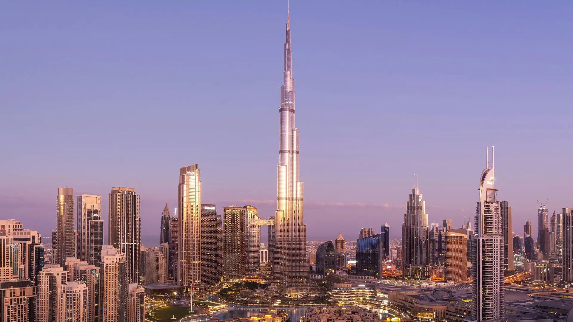 Downtown Dubai, often regarded as the heart of the city, is a vibrant hub that seamlessly merges modernity with culture. Downtown Dubai's Luxury Apartments