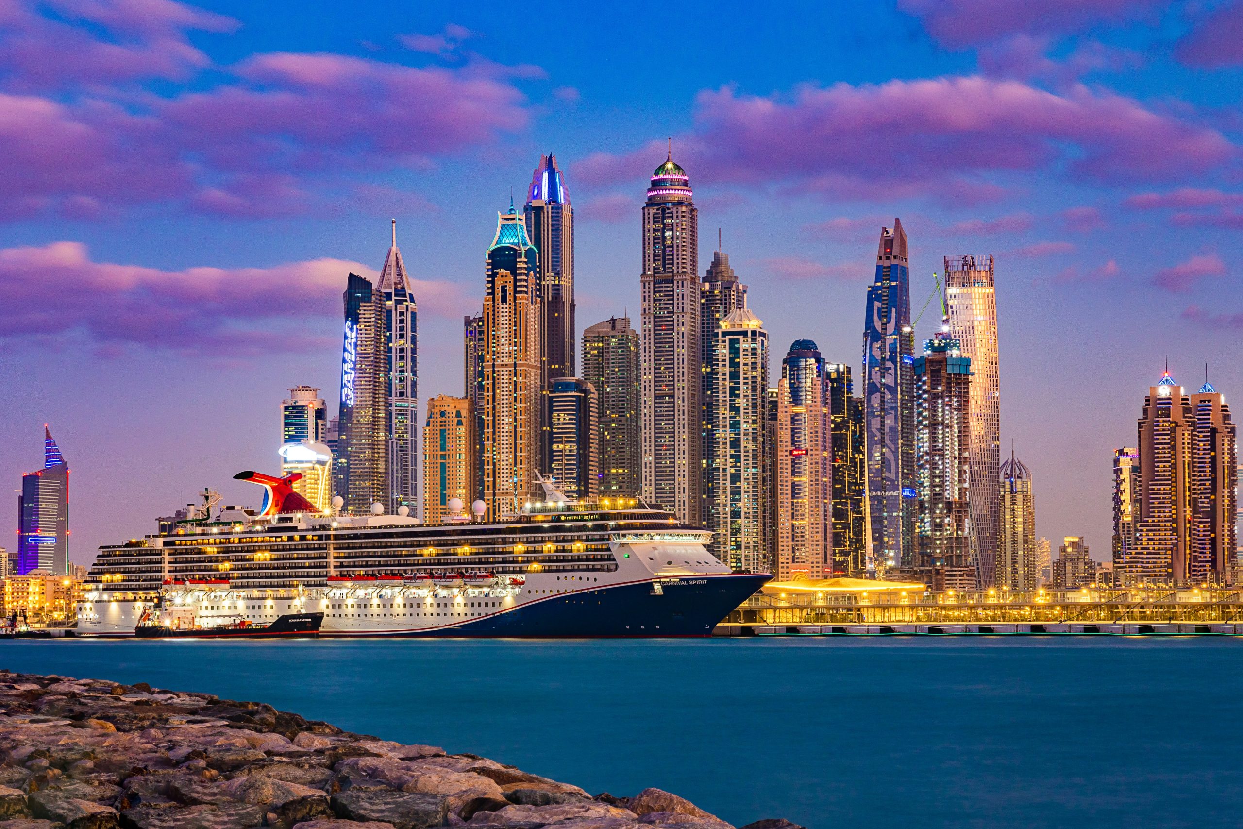 Luxury living in Dubai has become synonymous with opulence, innovation, and an unparalleled lifestyle that attracts individuals from around the globe. luxury living in Dubai