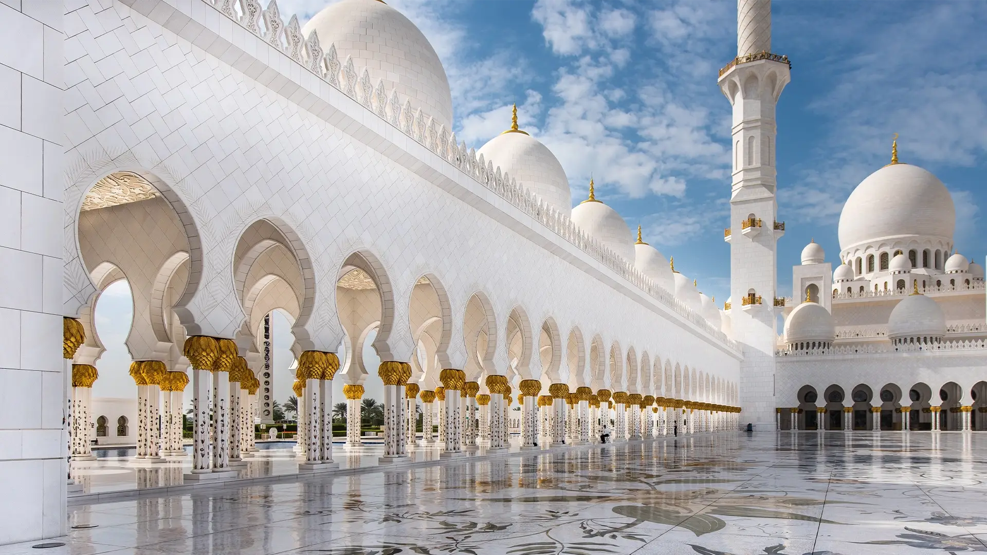 Celebrate Eid Al Adha in Dubai while exploring luxury living, family communities, and real estate investment opportunities in Dubai’s top locations.